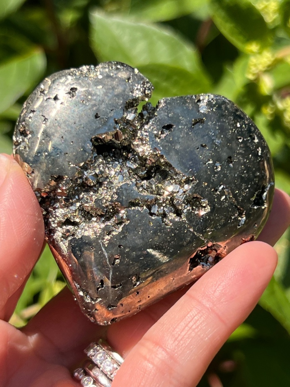 Pyrite (1) heart with stand | crystal
